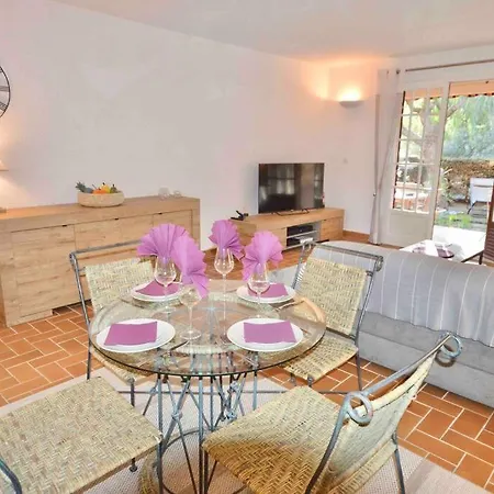 Appart Chelsea 4px Piscine Acces Plage Appartement