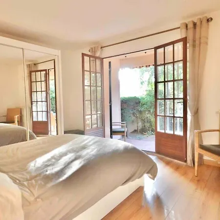 Appart Chelsea 4px Piscine Acces Plage Сен-Рафаэль